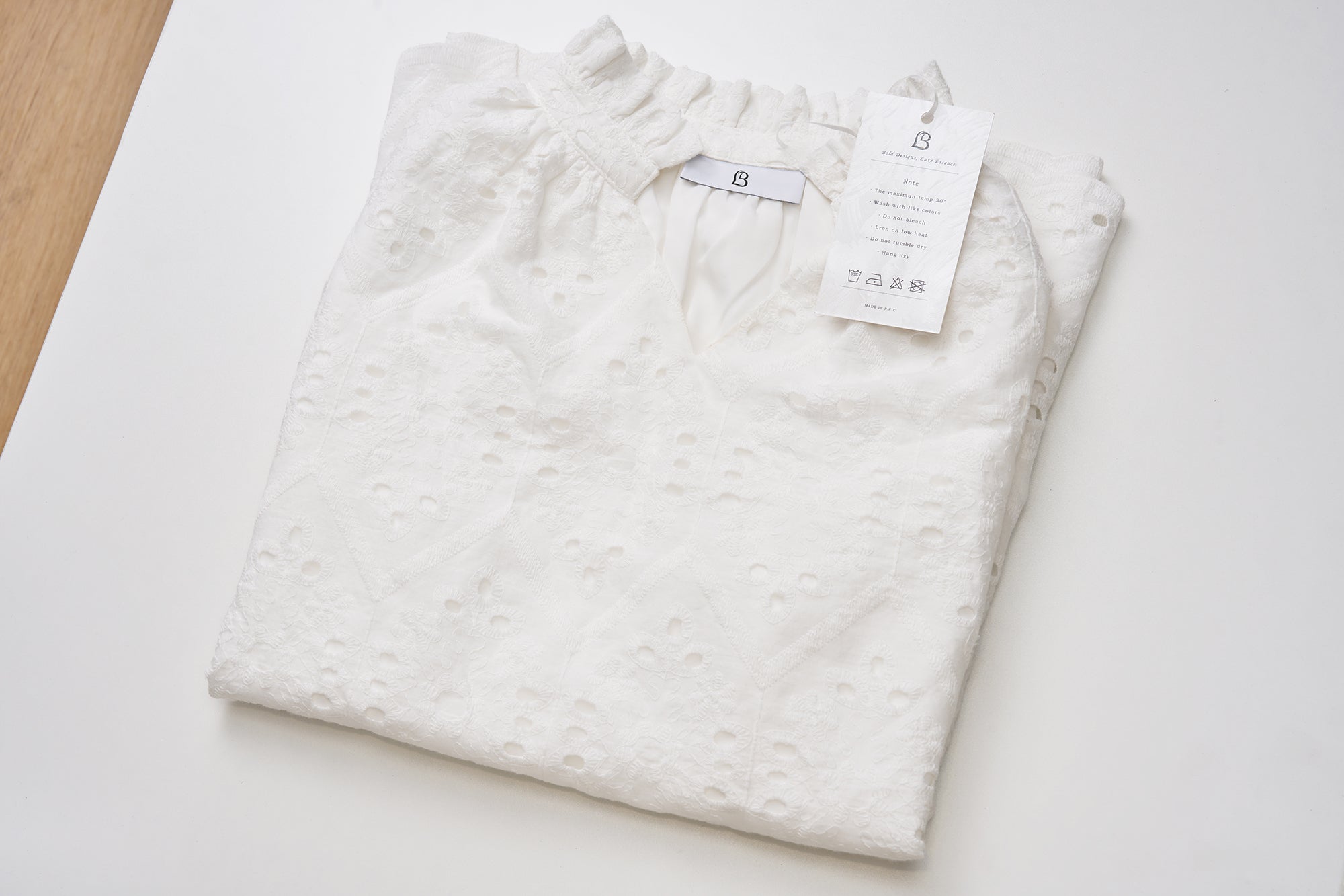 LuxeBold Women's Eyelet Tops Puff Short Sleeve Blouses Dressy Casual Cute Hollow Out Crochet Lace Embroidered Summer Shirts 2025 Fashion